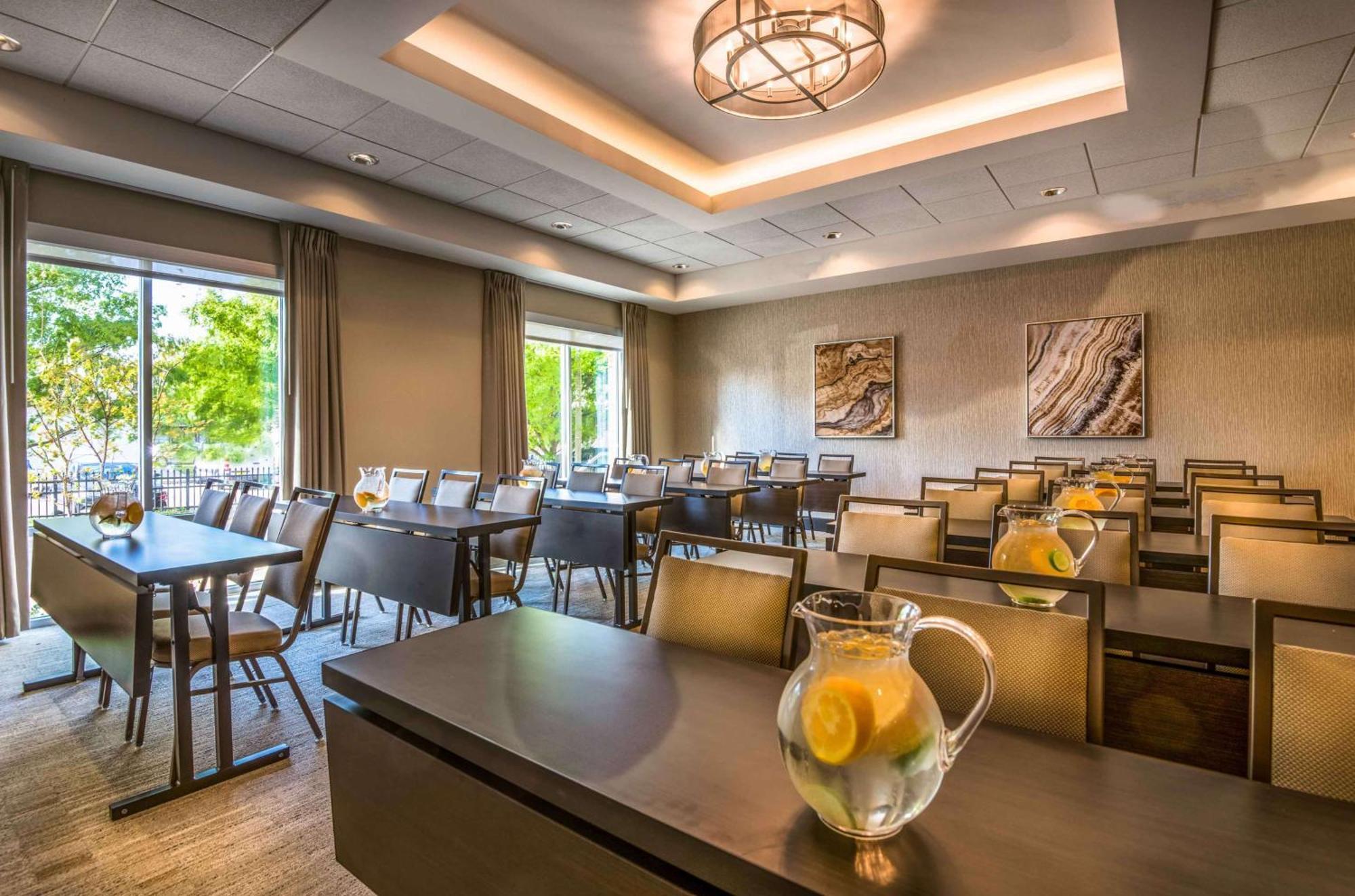 Hampton Inn & Suites Tallahassee Capitol-University Екстер'єр фото