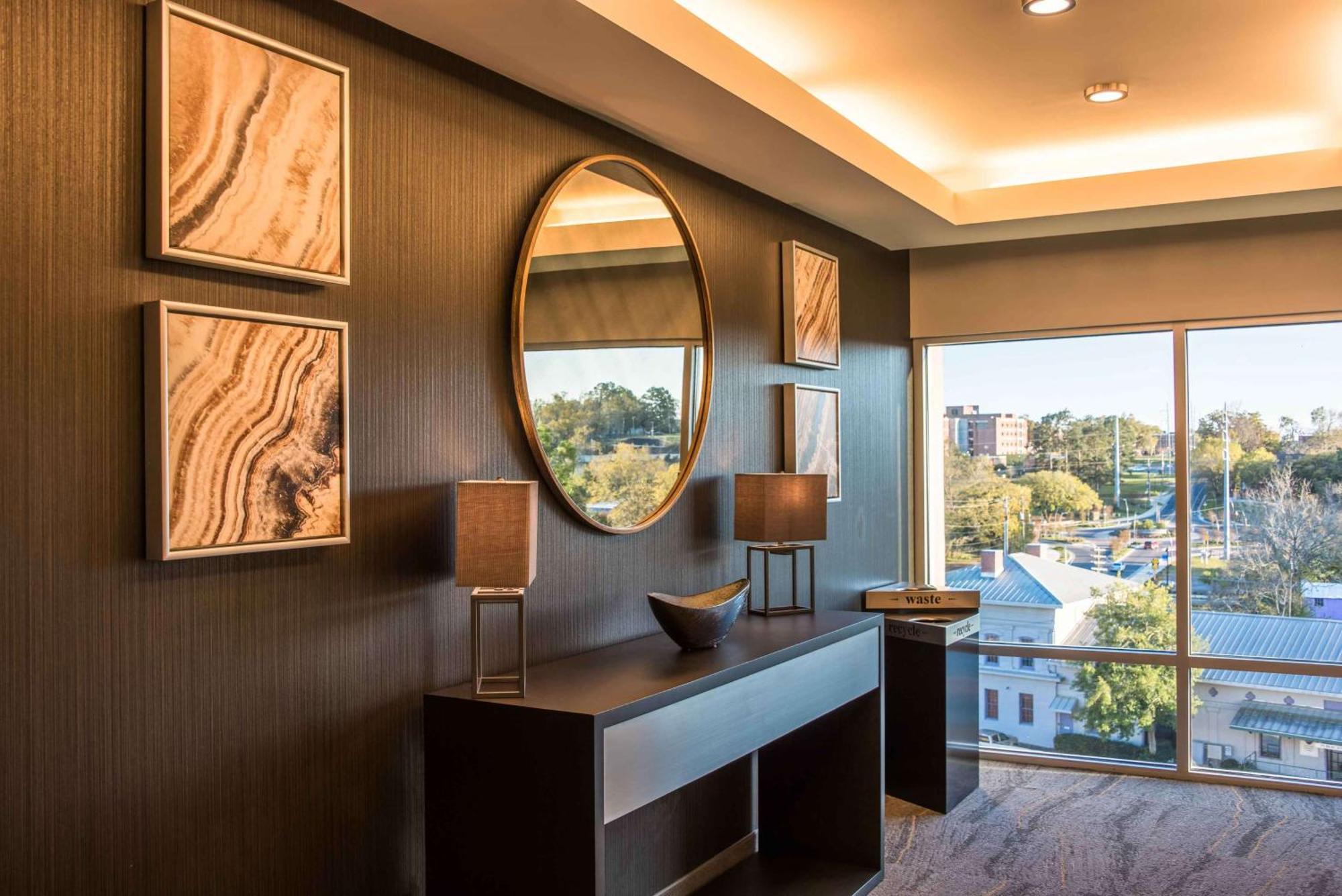 Hampton Inn & Suites Tallahassee Capitol-University Екстер'єр фото